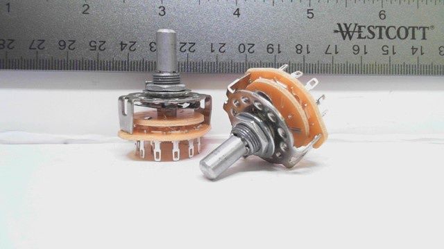 Rotary Switch Potentiometer - 7pos knob