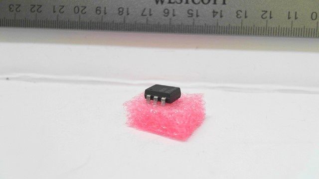 IC - 4N28 - Optoisolator Transistor