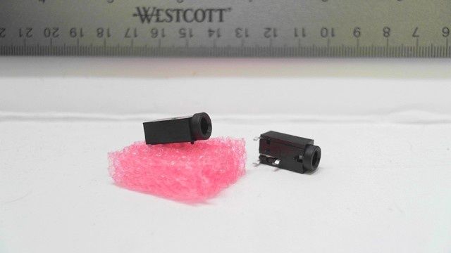 3.5mm Audio Jack Port - Panel mount