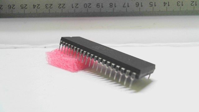 IC - F6820P - Peripheral Interface Adapter