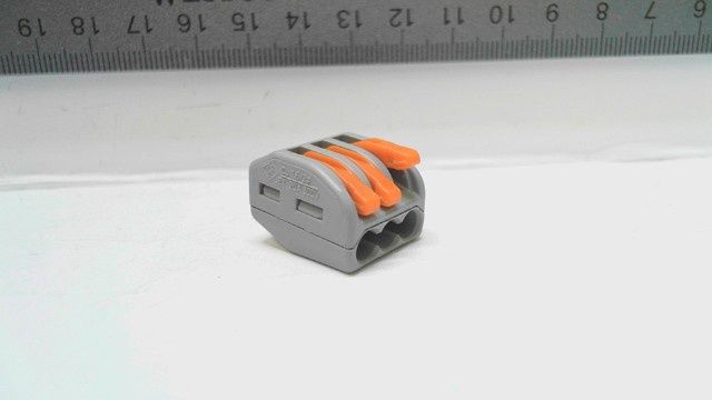 Lever Lock Terminal Block - 3DIP