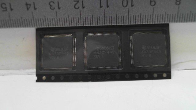 IC SMD -MSP430F449IPZ - 16 Bit Microprocessor/Microcontroller