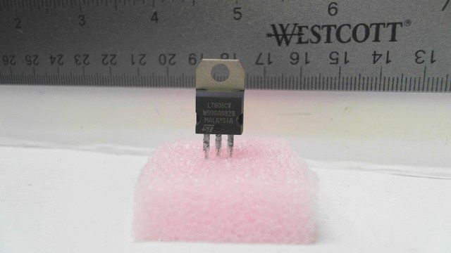 Linear Voltage Regulator - 6V positive