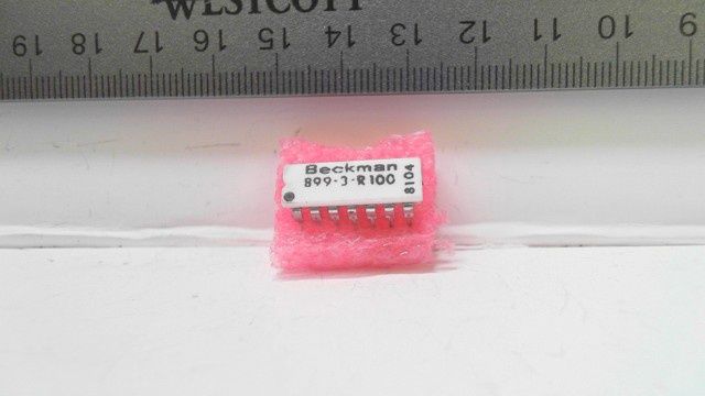 Resistor Array - 100 Ohm - 14DIP