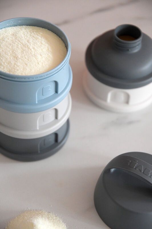 Stackable milk powder dispenser