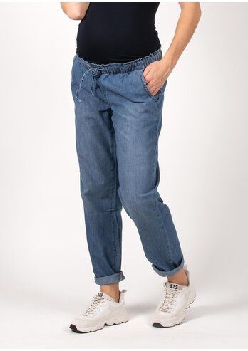 Soft denim maternity pants