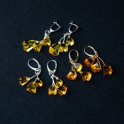 Pyramid shape faceted dangle amber earrings