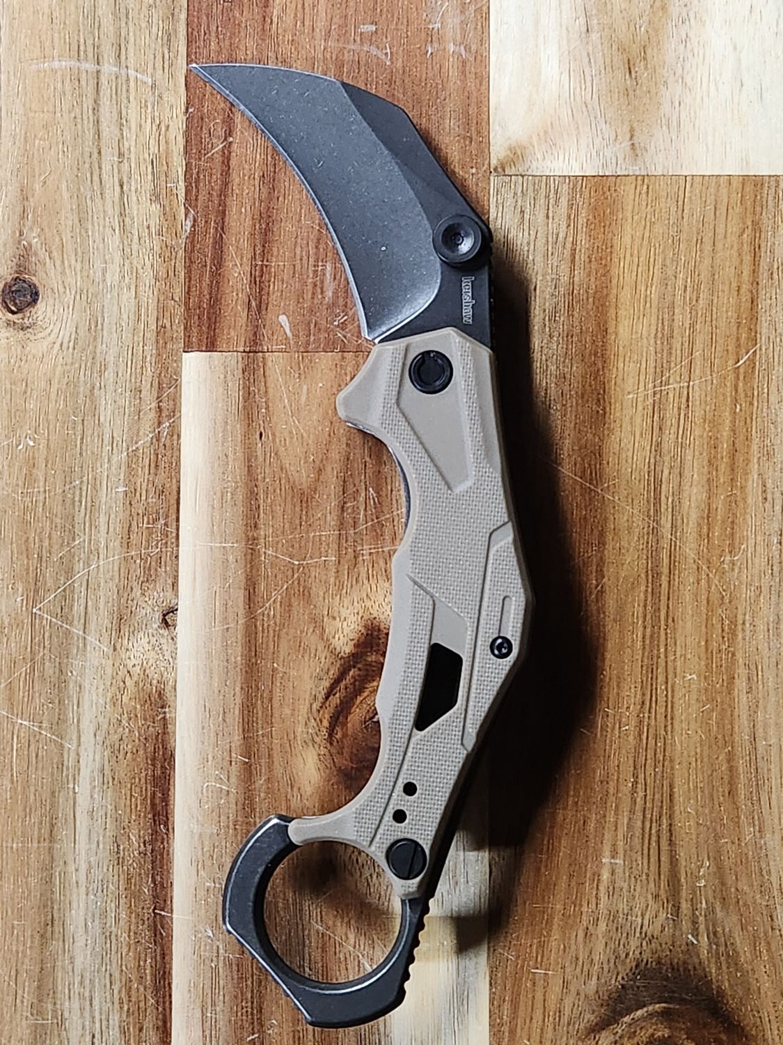 Kershaw Outlier Karambit Tan/Black