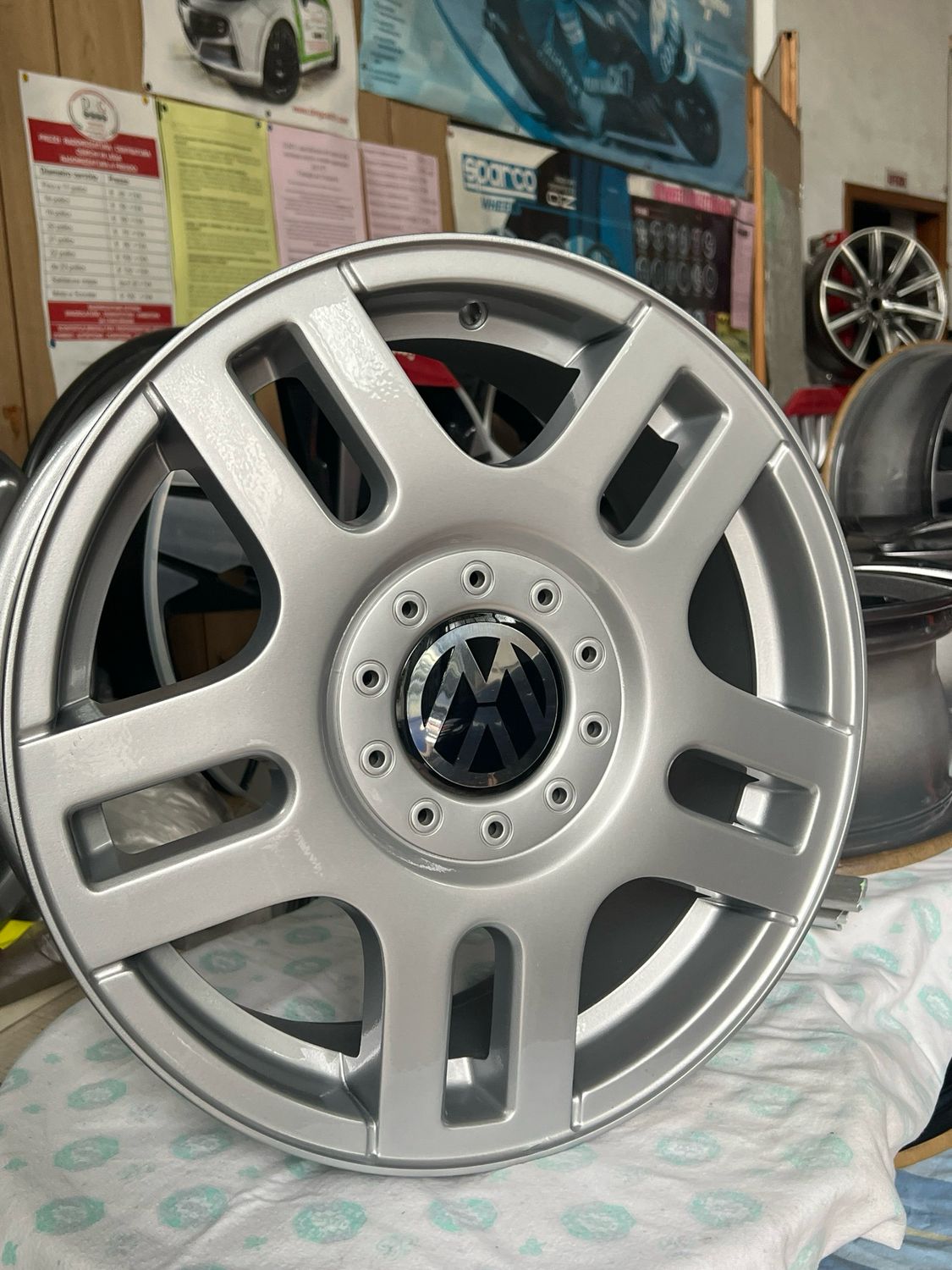 4 Cerchi Golf da 16 Rigenerati 2* 3* Serie