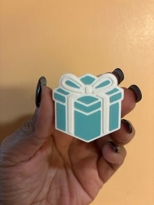 Present Box Exclusive Strawtopper