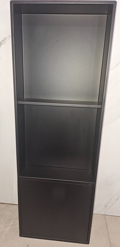 Niche Matte Black Color 900 With Door