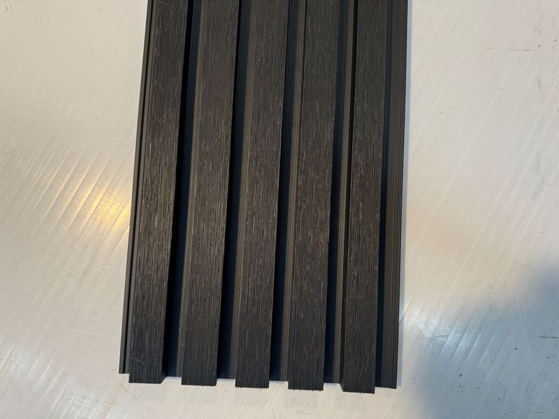 External Cladding Black Color 5 Slat-3.6 Meter