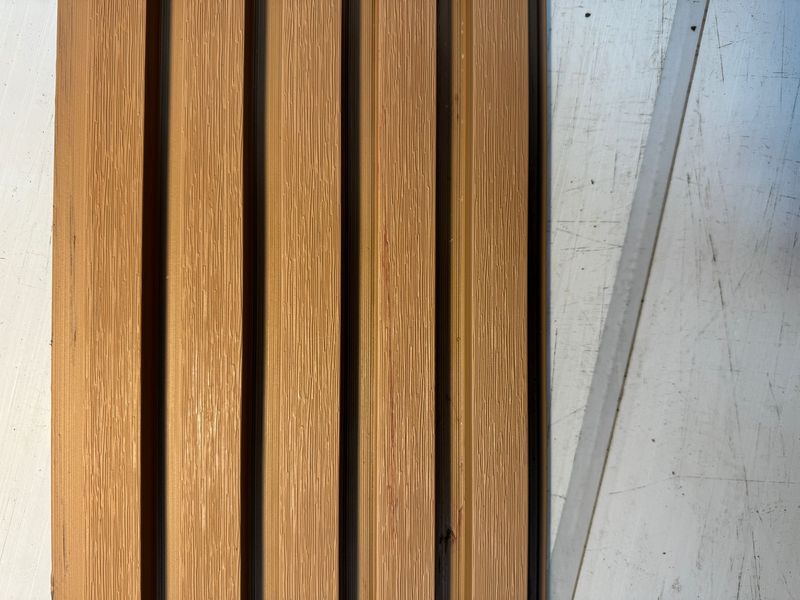 External Cladding In Light Teak 5 Slat 2.2 M