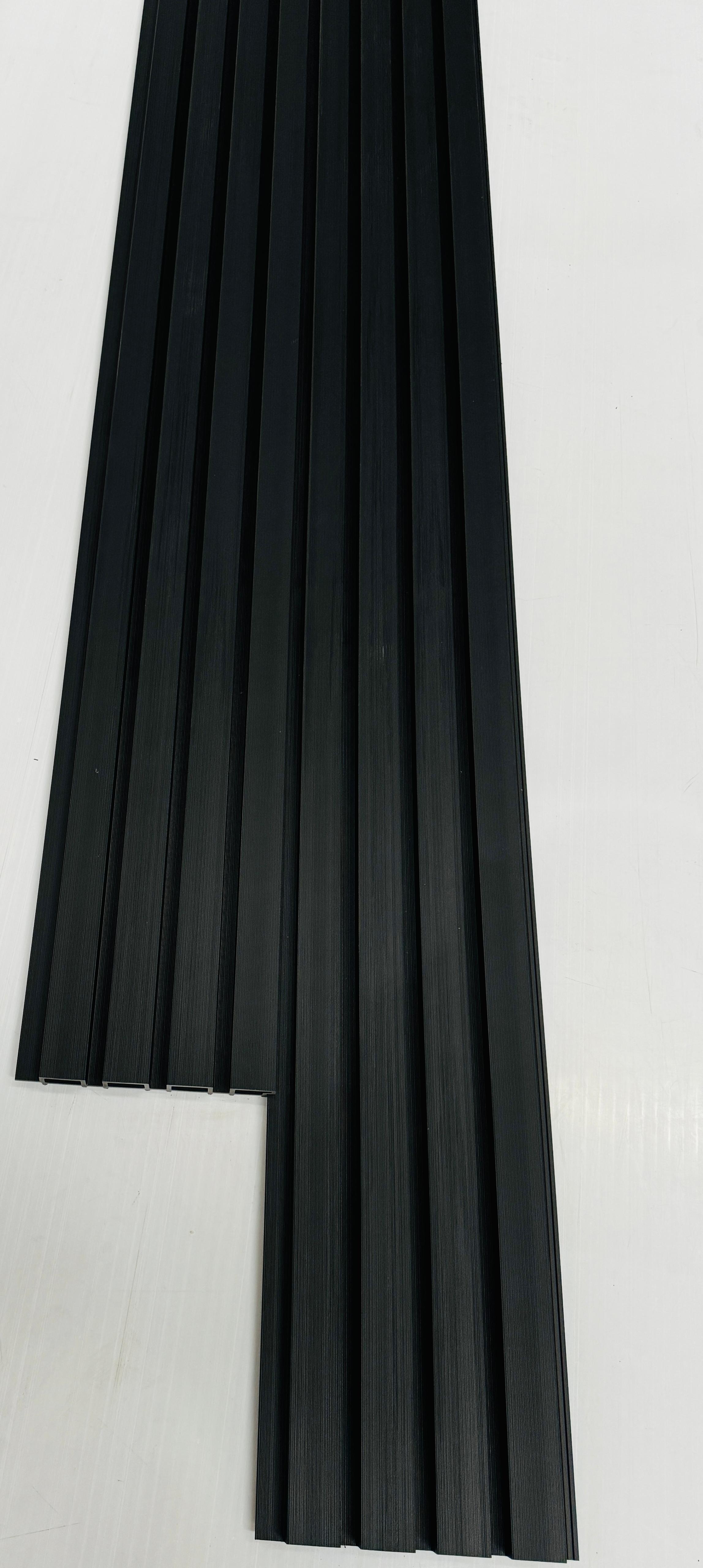 External Cladding In Black 4 Slat 5.8 M