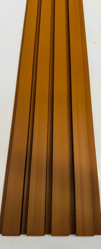 External Cladding In Natural Teak 4 Slat 2.9 M