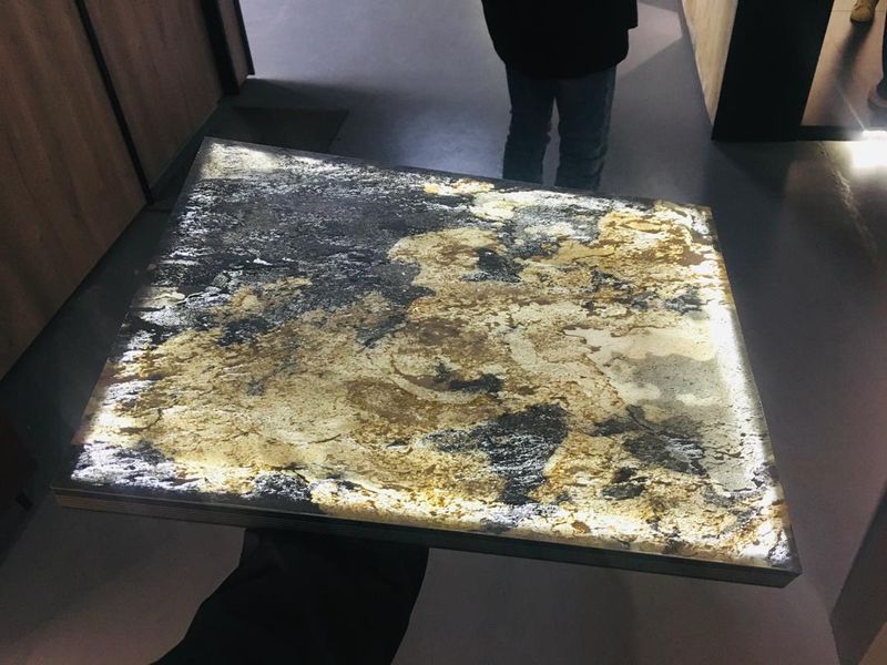 Translucent Stone Cladding Gold Opaque S