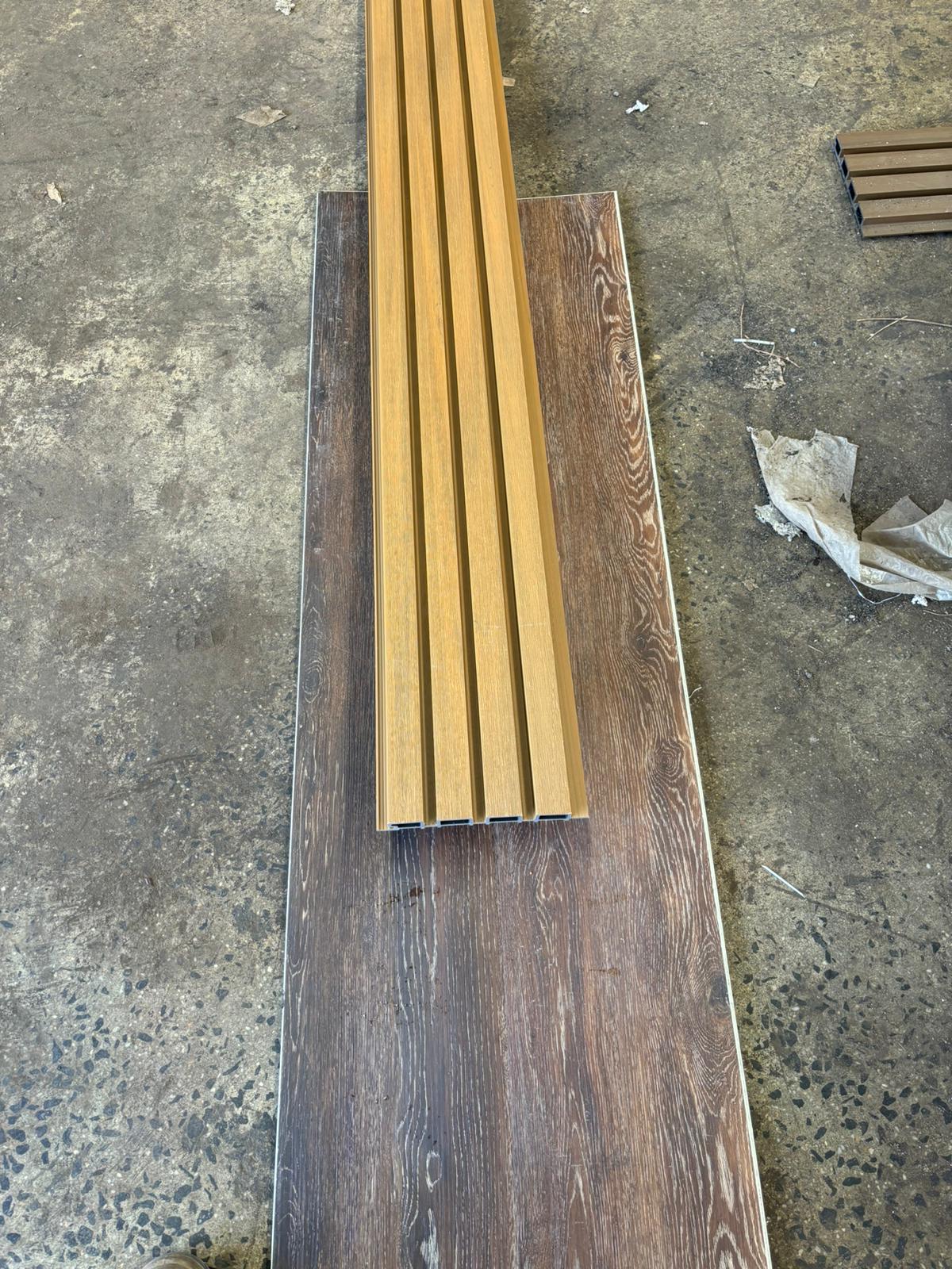 External Cladding In Teak Of Decking 4 slat 2.7 M