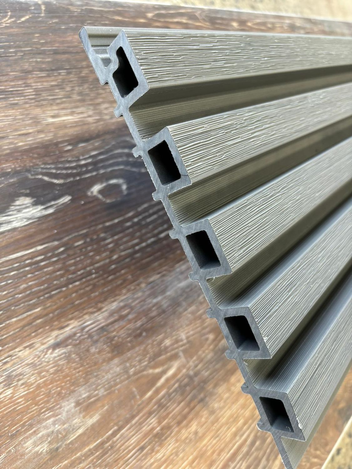 External Cladding In Charcoal Grey 5 Slat 3.6 M