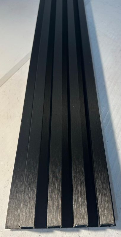 Internal Cladding In Matt Brush Black 4 Slat 3 M