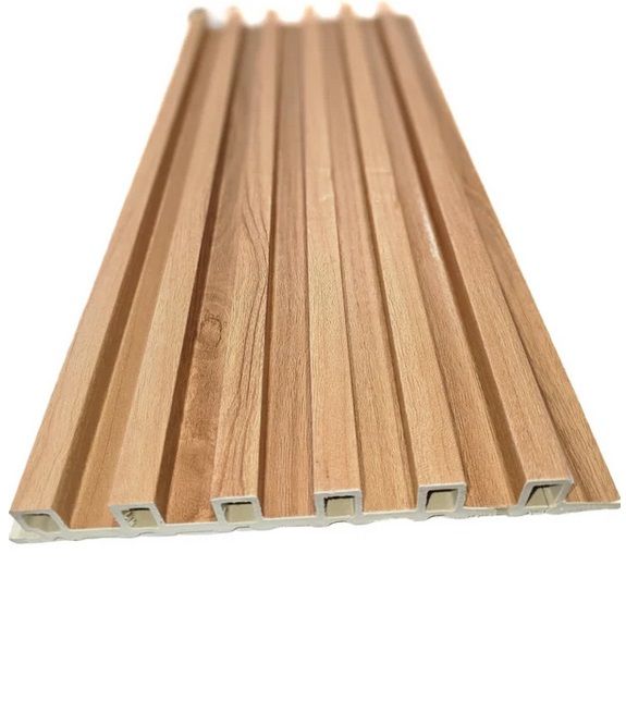 Internal Cladding in Natural Teak 6 Slat 2.7 M