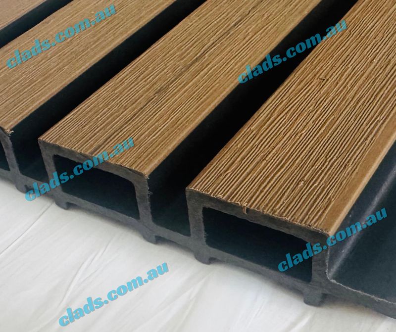 External Half Cladding In Walnut 4 Slat 2.7 M