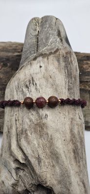 Erdbeerquarz und Ebenholz Armband