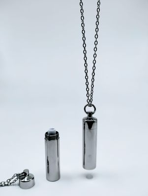 Manifestations-Kapsel Halskette