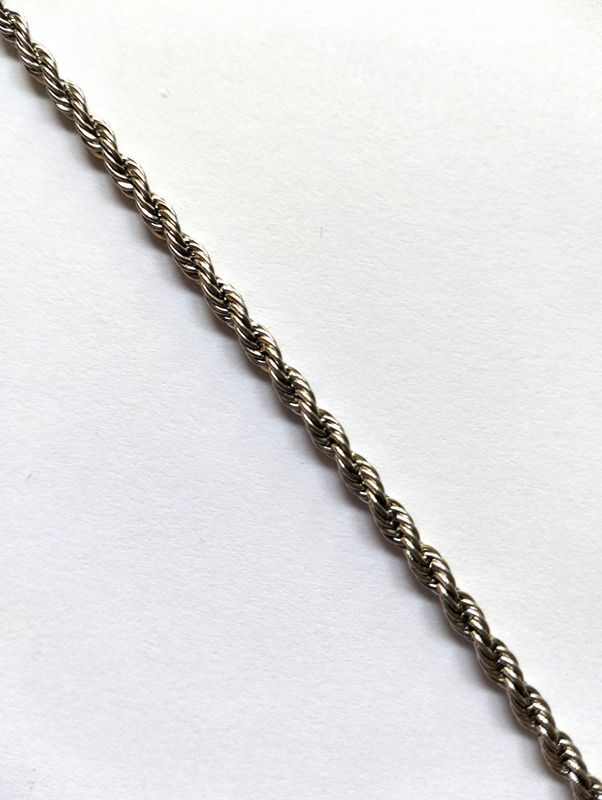 SARALATĀ Halskette aus Edelstahl (wasserfest), 38-45cm