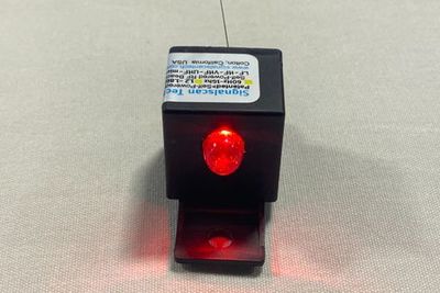 SIGNALCUBE RF Detector,  60 Hz - 1.2 GHz, Miliwatts to Kilowatts, Light Detector, Easy Antenna Check, No Battery!