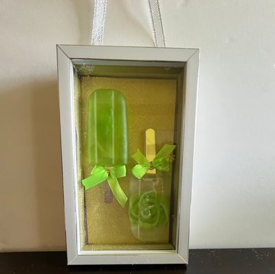 Fake Bake Popsicle wall art: Green