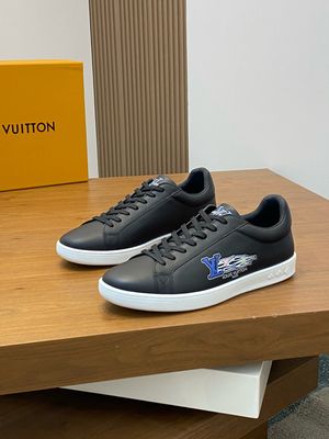 Louis Vuitton men shoes OUA02