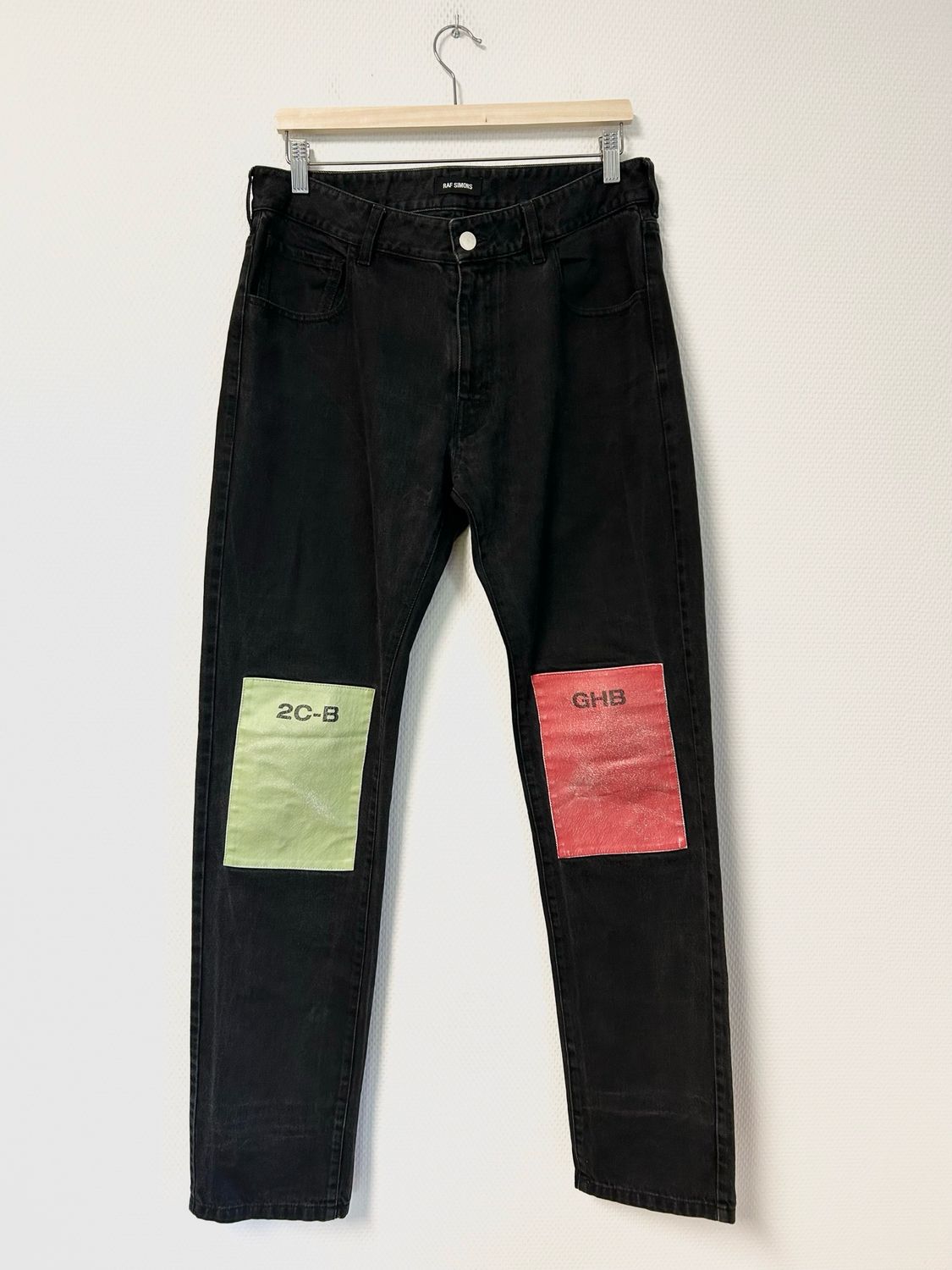Raf Simons  FW2018 &quot;2C-B / GHB” Patch Jeans