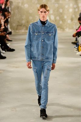 1017 ALYX 9SM by Matthew Williams SS2019 All Over Logo Star Embellished Cargo Jeans