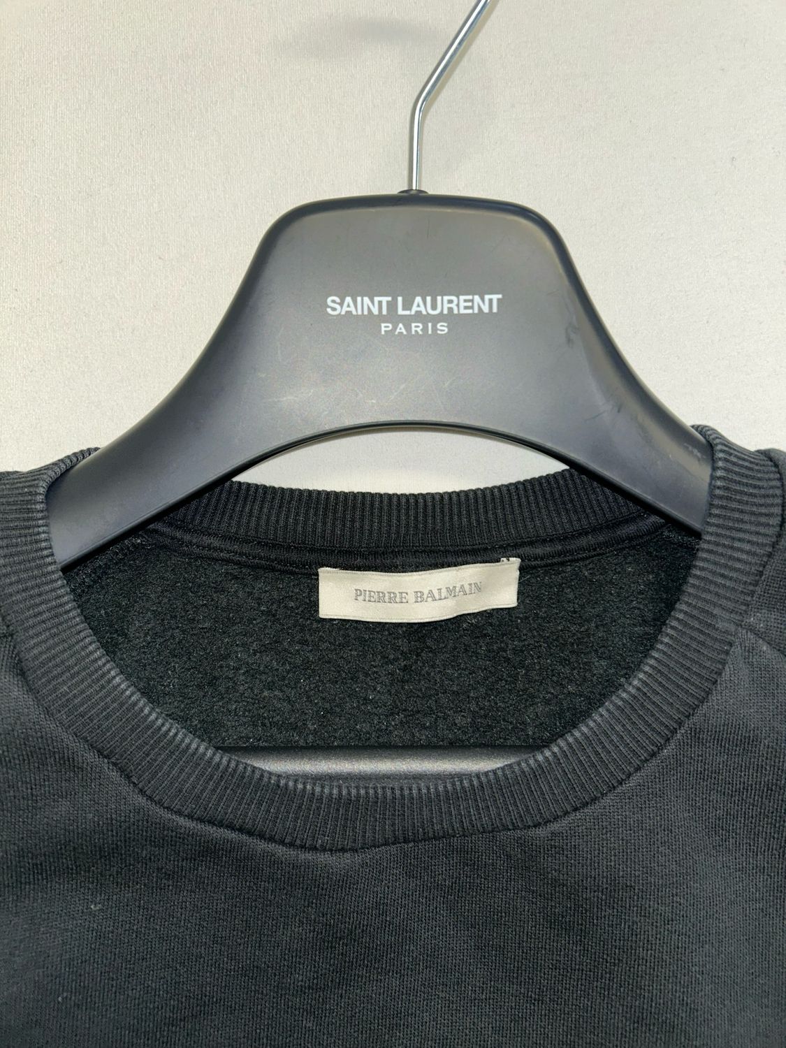 Balmain FW2017 Logo Raglan Crewneck