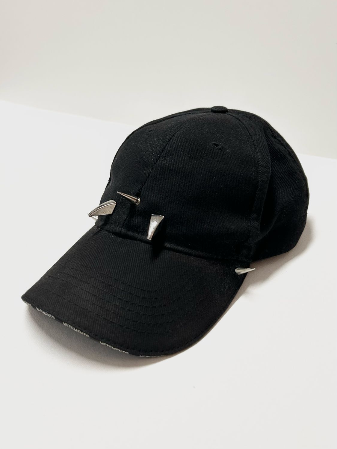 Vetements by Demna Gvasalia FW2018 Spike Baseball Cap