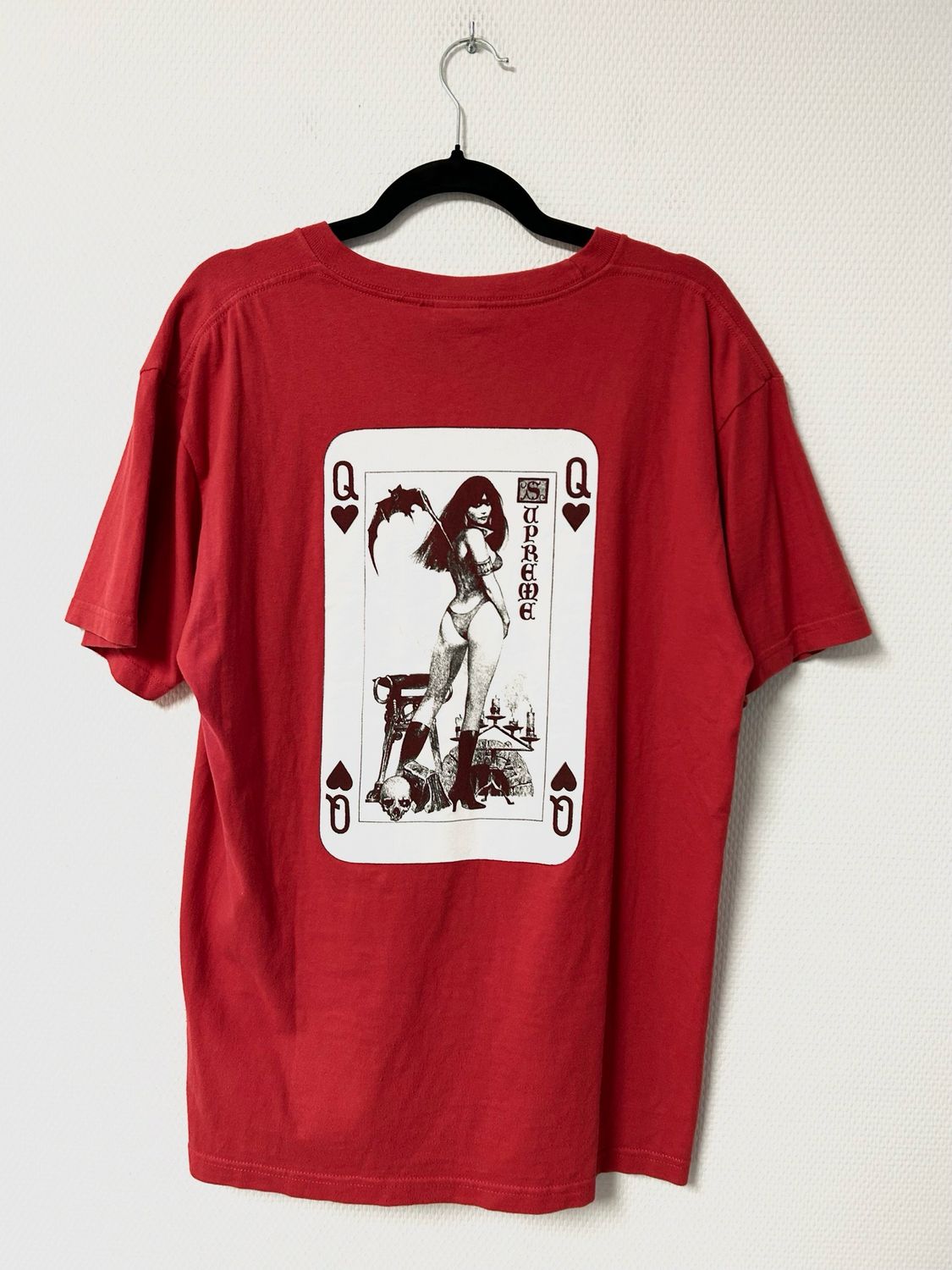 Supreme - SS17 Vampirella Card Tee 
