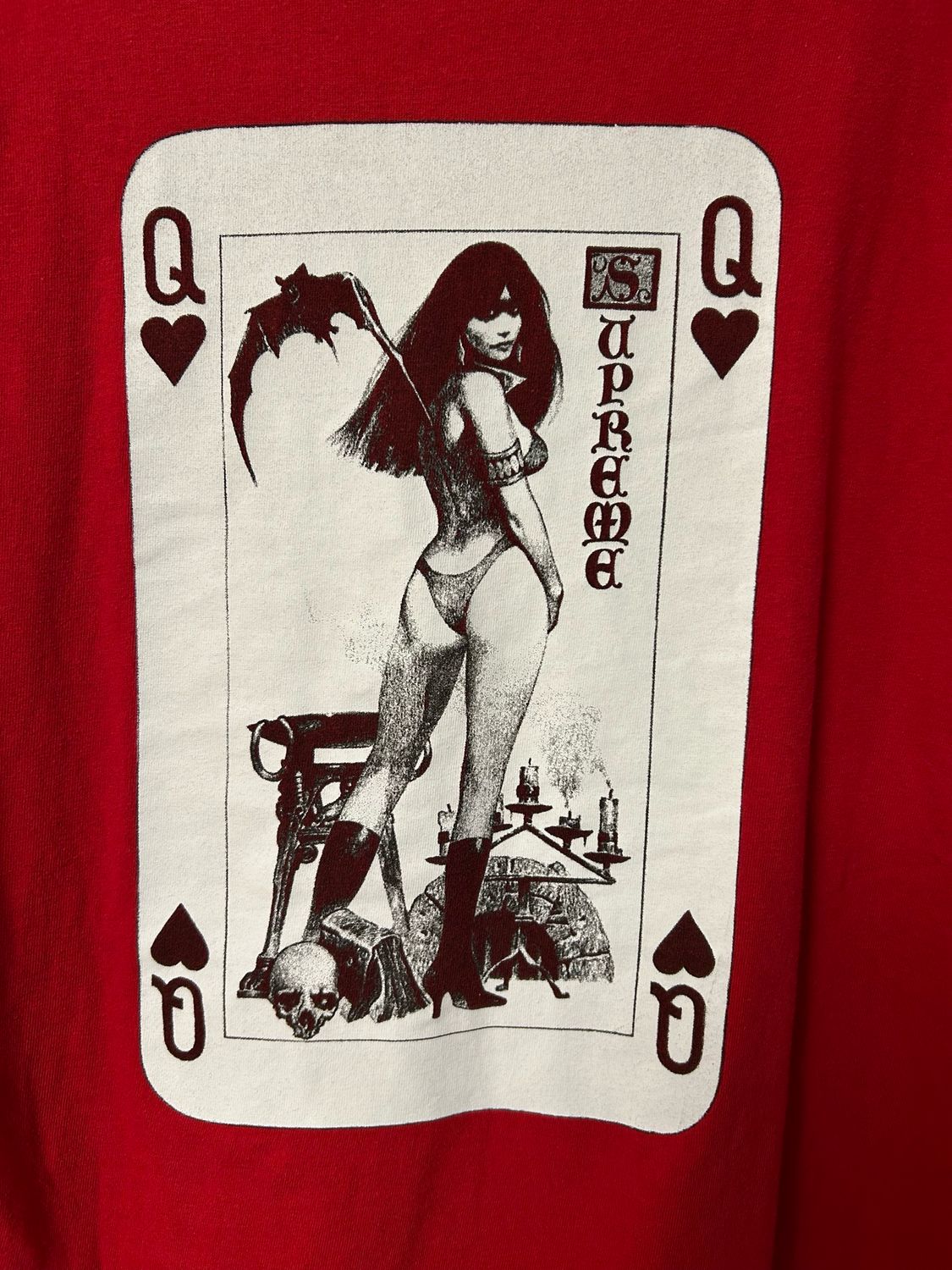 Supreme - SS17 Vampirella Card Tee 