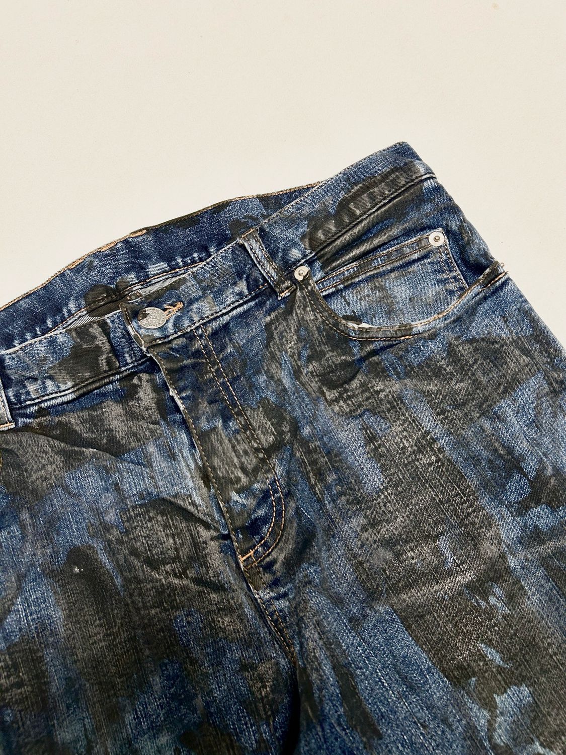 Balmain by Olivier Rousteing FW2018 Painted Denim Jeans