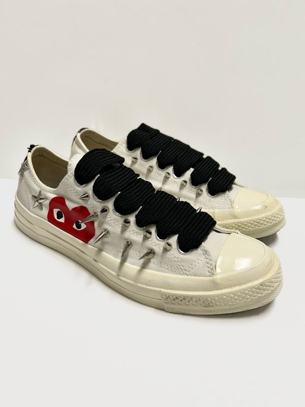 Comme des Garçons Play Converse Chuck Taylor Low “Spiked”