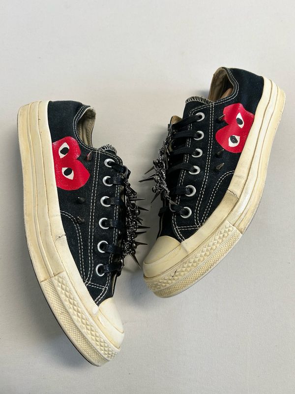 Comme des Garçons PLAY Converse Chain Low Top Sneakers