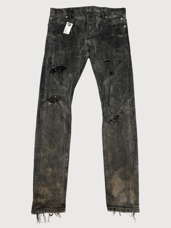 Balmain by Olivier Rousteing FW2017 Distressed Skinny Denim Balmain by Olivier Rousteing FW2017 Distressed Skinny Denim