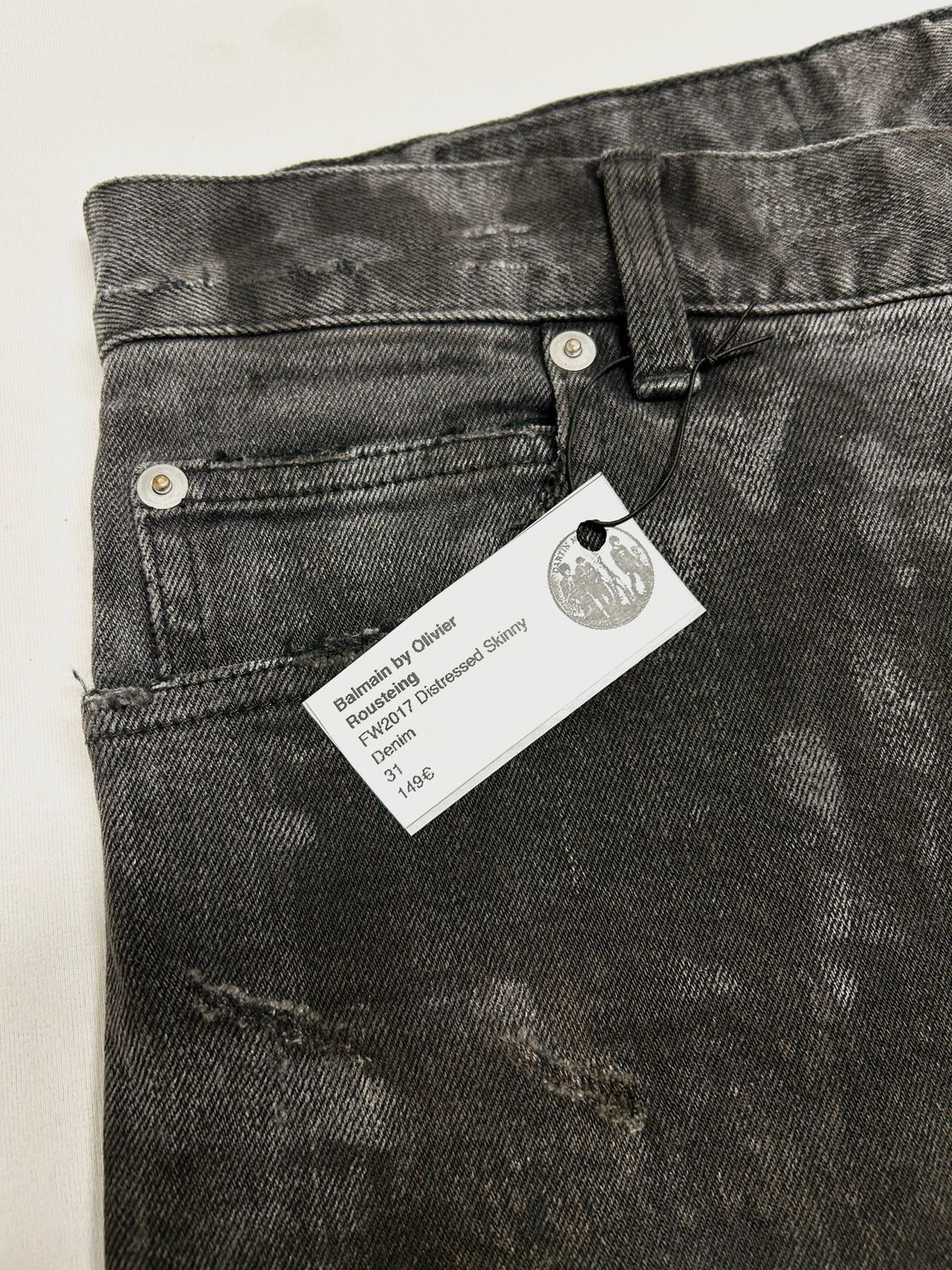 Balmain by Olivier Rousteing FW2017 Distressed Skinny Denim 