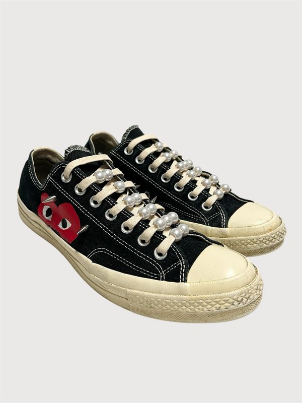 COMME des GARÇONS PLAY  Converse Chuck 70 Low Spiked Pearl Sneakers