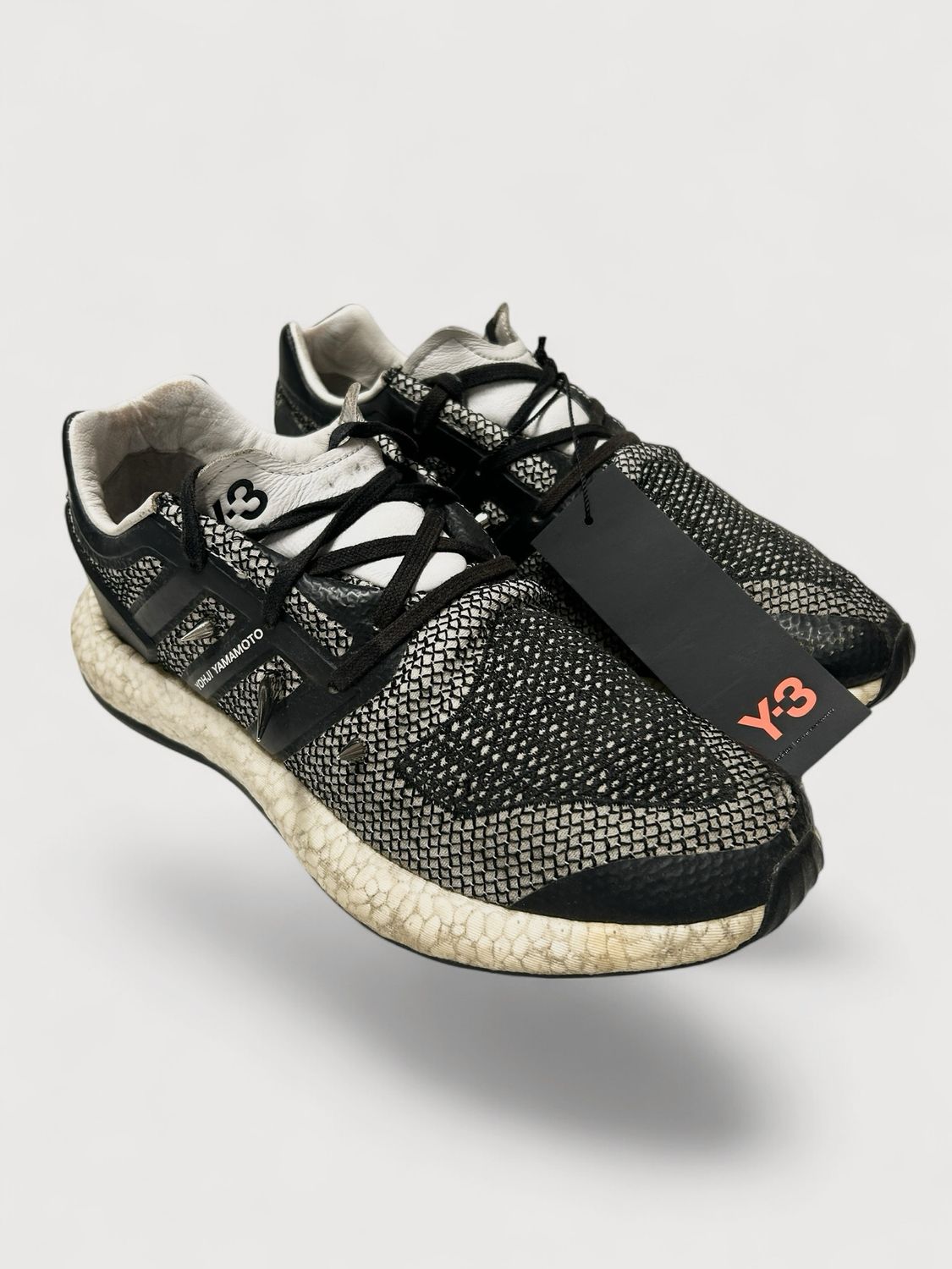 Y-3 by Yohji Yamamoto  2017 Pureboost Spiked 