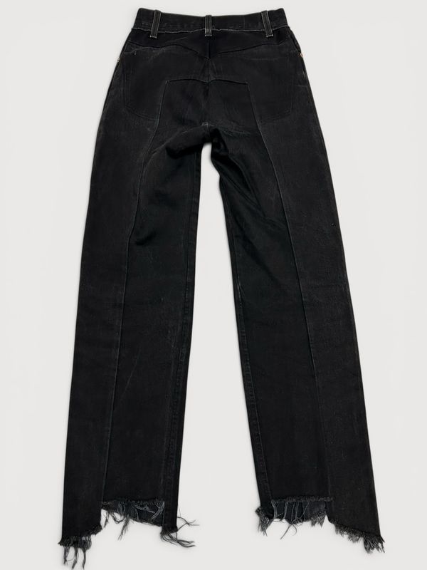 Vetements by Demna Gvasalia  FW2017 Deconstructed Levi’s Denim