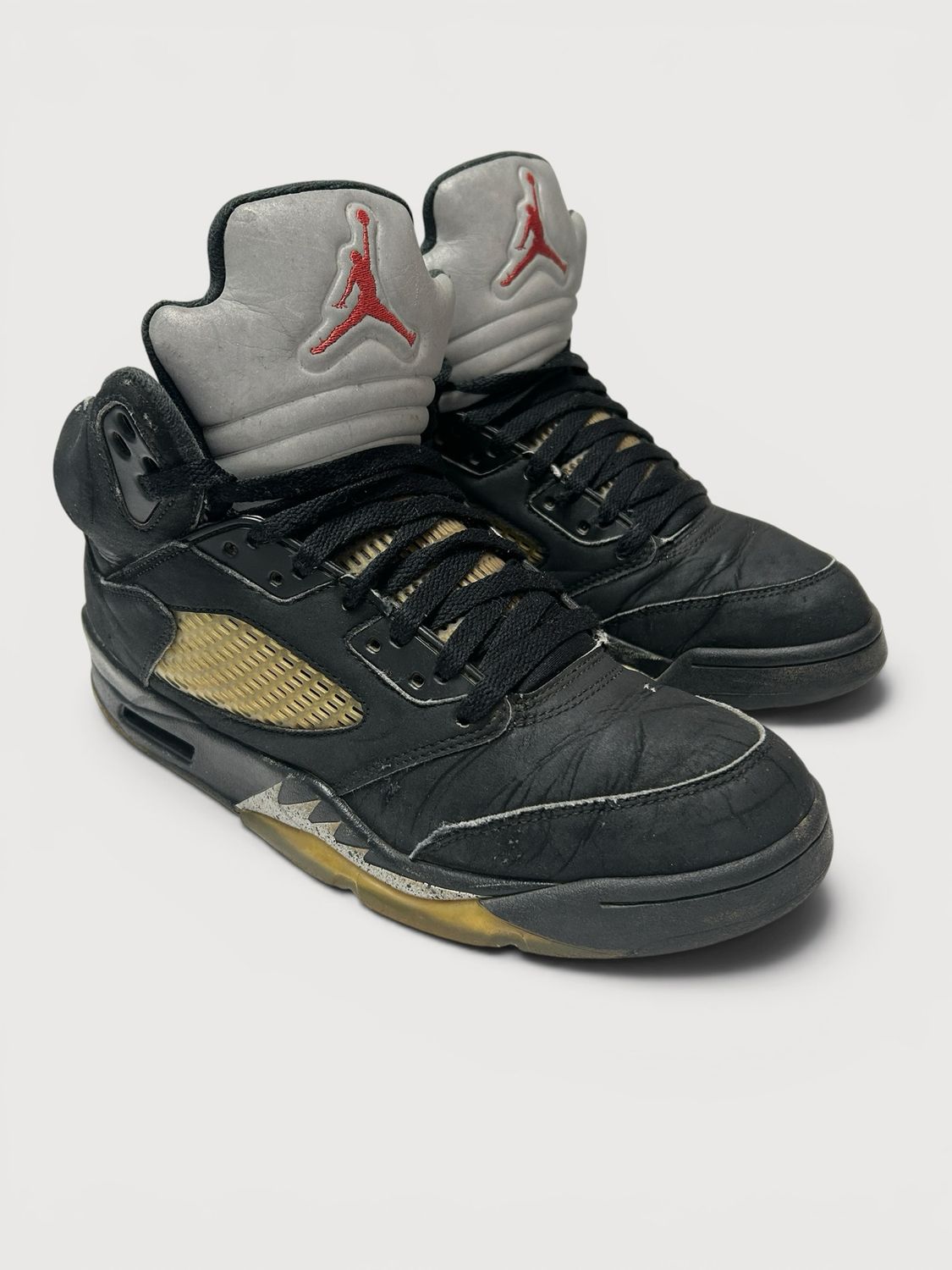 Jordan Brand  2016 Air Jordan 5 Retro “Black Metallic” 