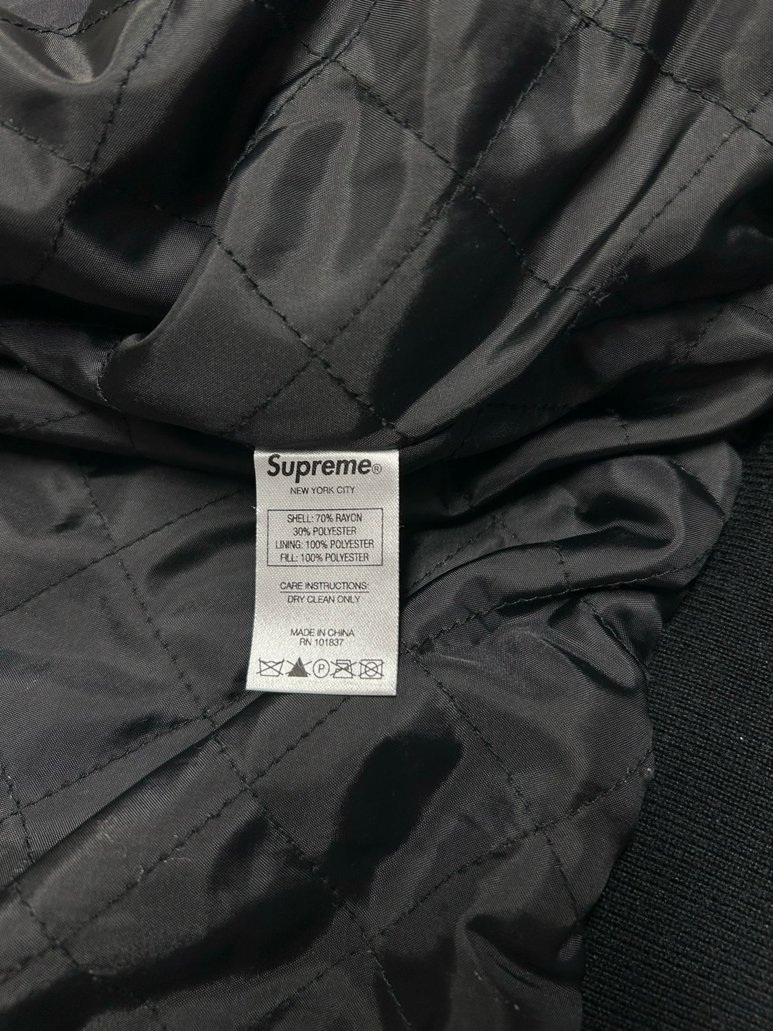 Supreme  FW2018 Diamond Rayon Bomber Jacket