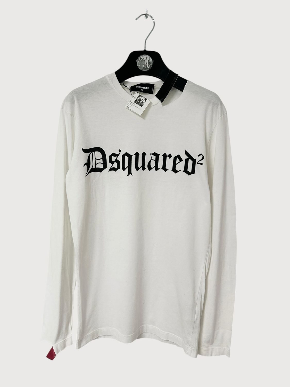 Dsquared2 SS2017 Old English Logo Cut-Out Longsleeve