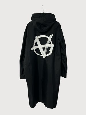 Vetements FW19 anarchy logo raincoat