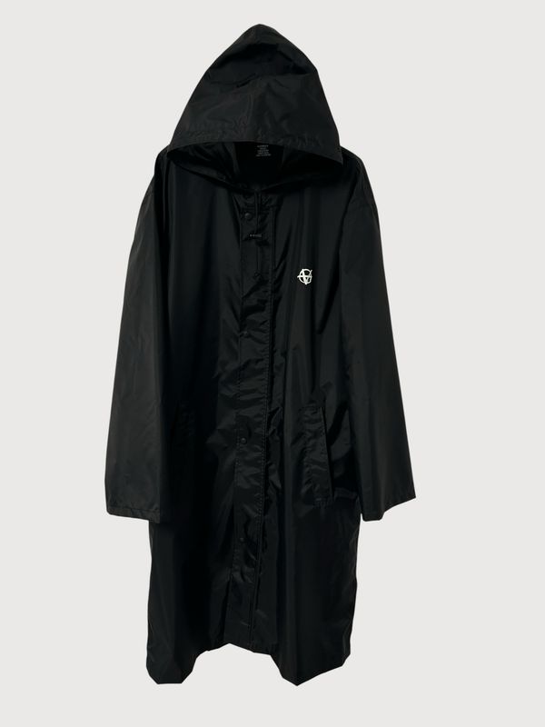 Vetements FW19 anarchy logo raincoat